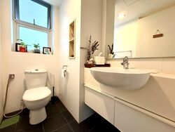 The Esparis (D18), Condominium #604709731